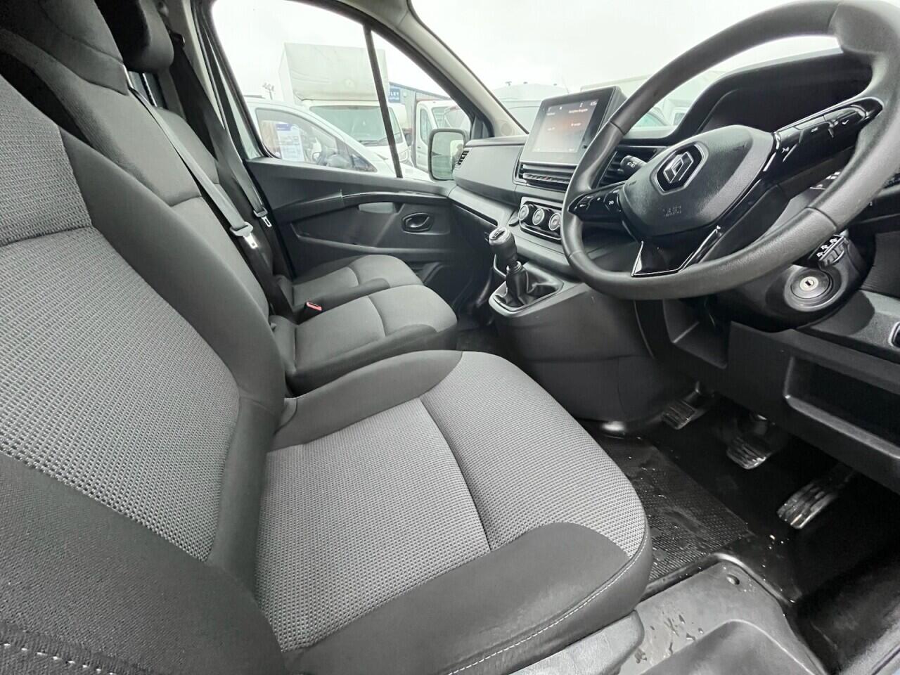 Used Renault Trafic 2022 for sale - 77613024: Photo 12