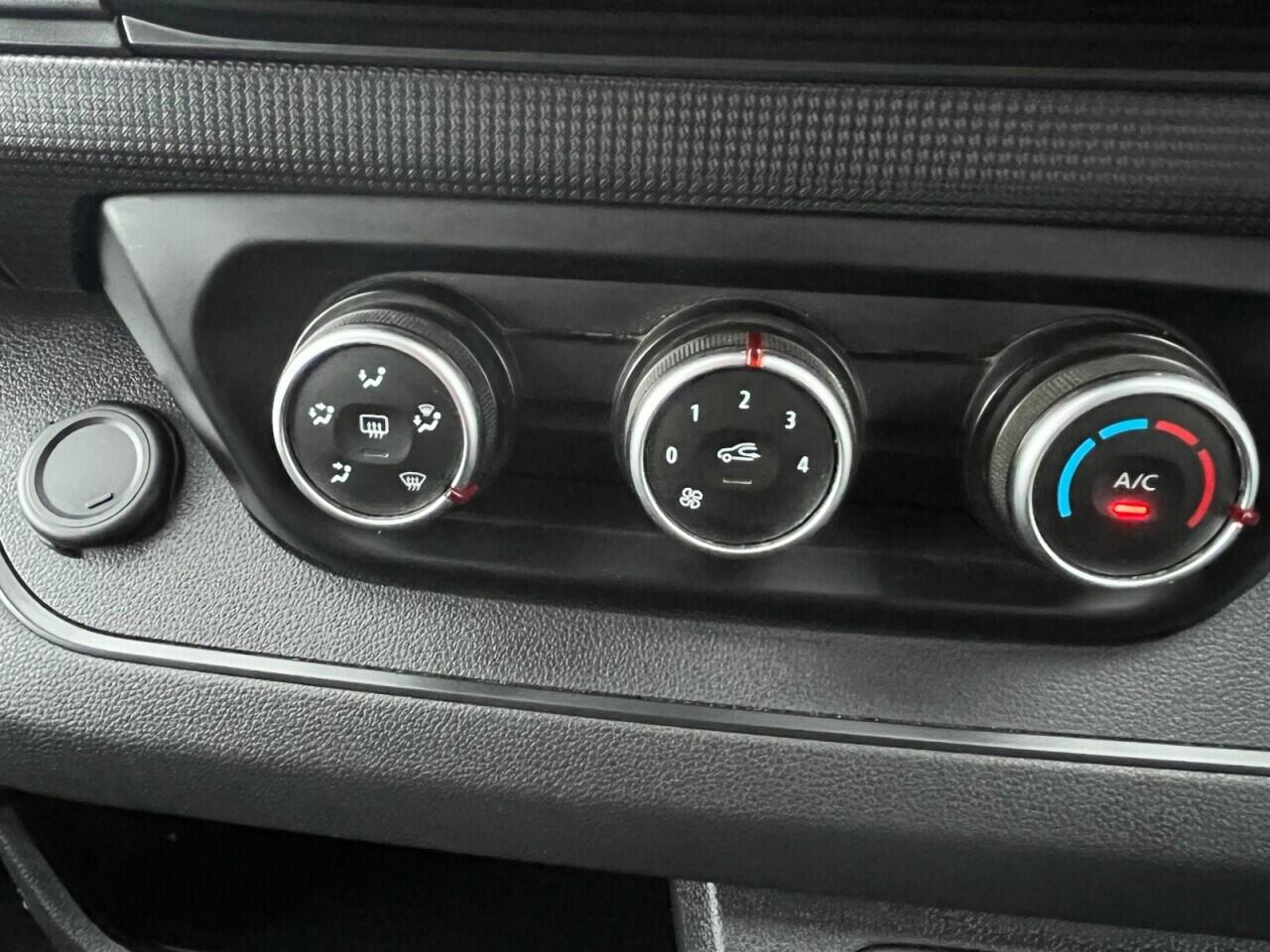 Used Renault Trafic 2022 for sale - 77613024: Photo 15