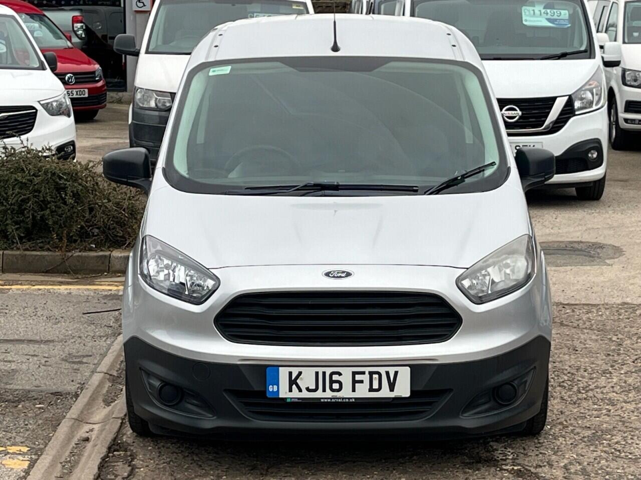 Used Ford Transit Courier 2016 for sale - 77909810: Photo 2