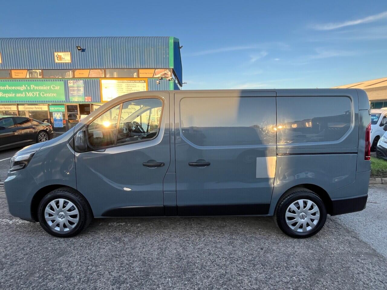 Used Nissan Primastar 2022 for sale - 77737080: Photo 6