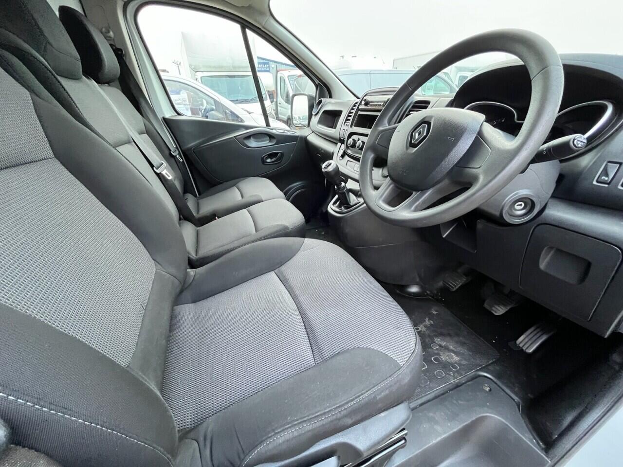 Used Renault Trafic 2021 for sale - 77783931: Photo 12