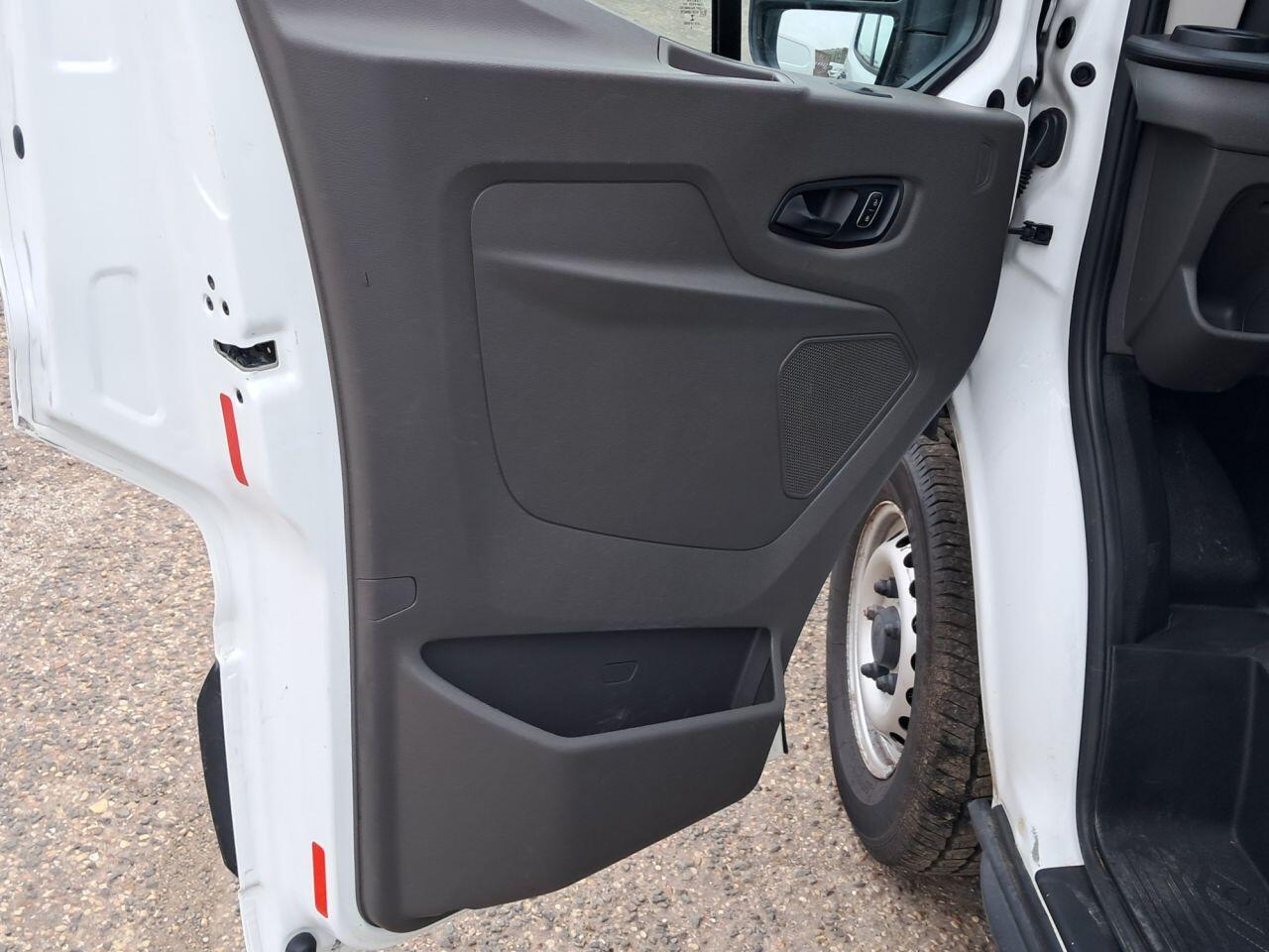 Used Ford Transit 2020 for sale - 76700981: Photo 11