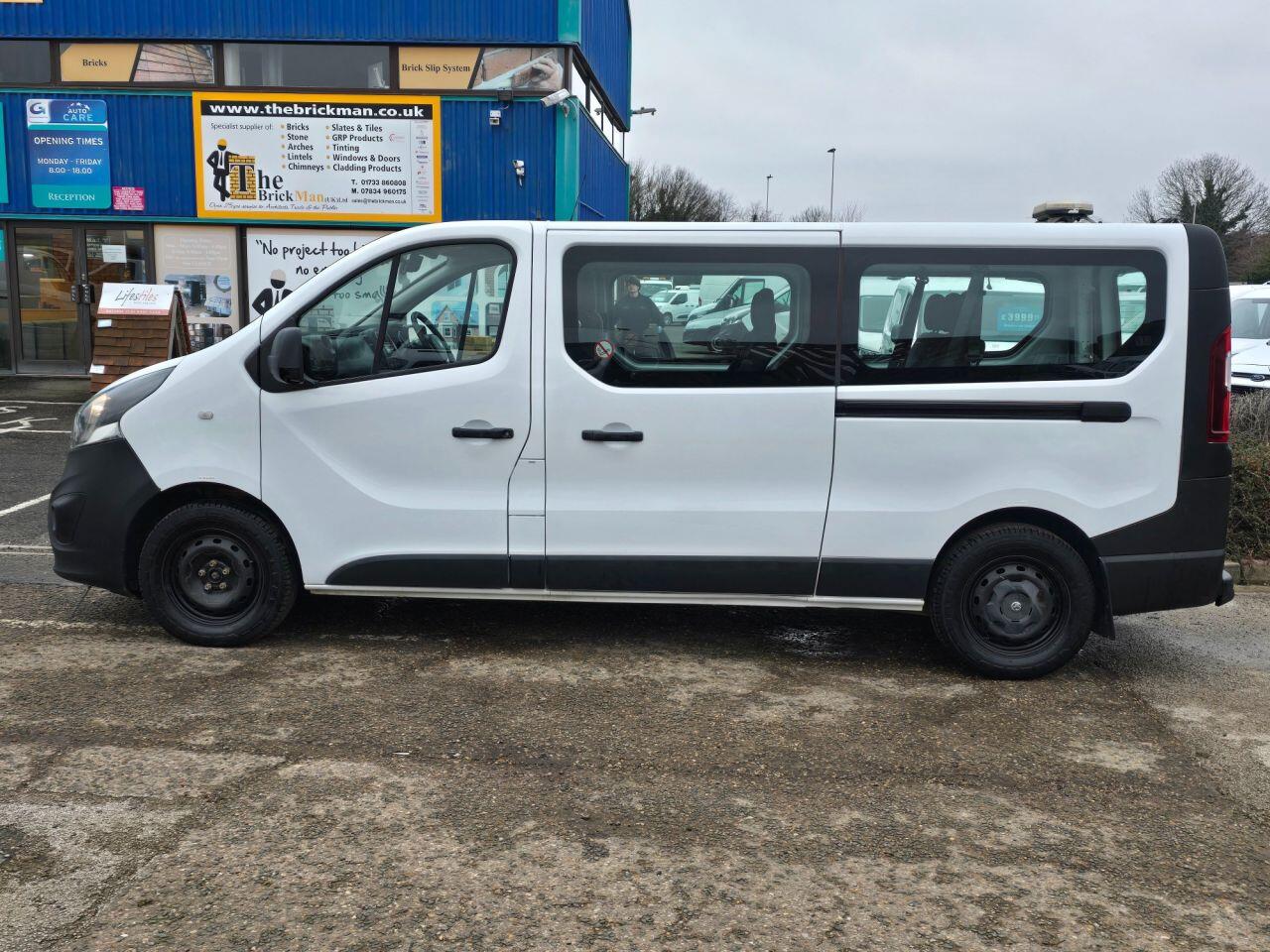 Used Vauxhall Vivaro 2017 for sale - 77057614: Photo 11