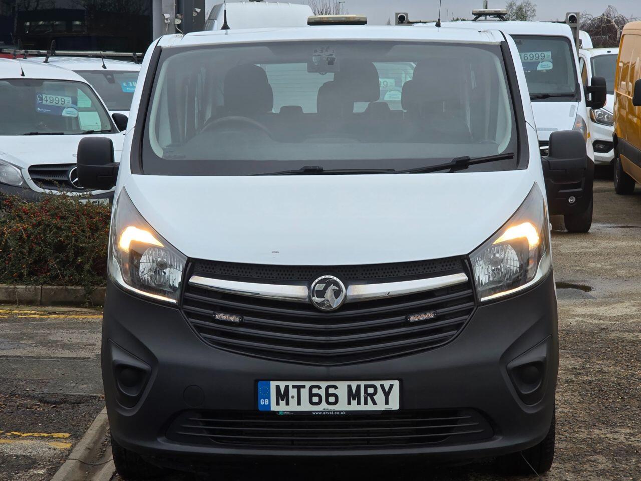 Used Vauxhall Vivaro 2017 for sale - 77057614: Photo 2