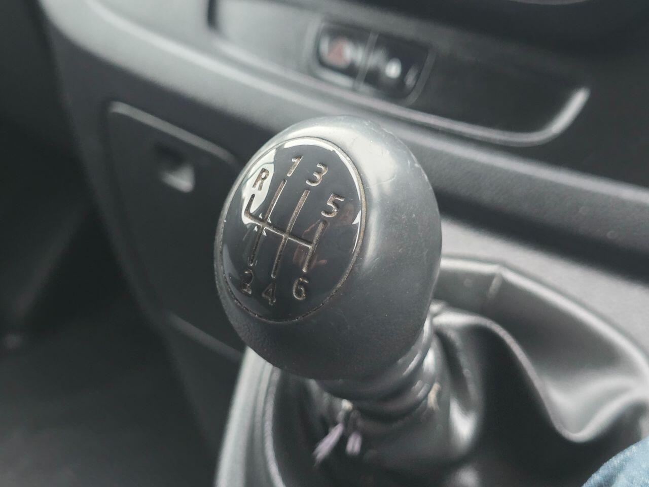 Used Vauxhall Vivaro 2017 for sale - 77057614: Photo 23