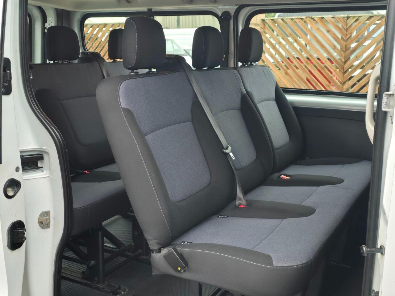 Used Vauxhall Vivaro 2017 for sale - 77057614: Photo 6