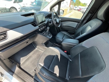 Used Nissan Other 2023 for sale - 79158138: Photo
