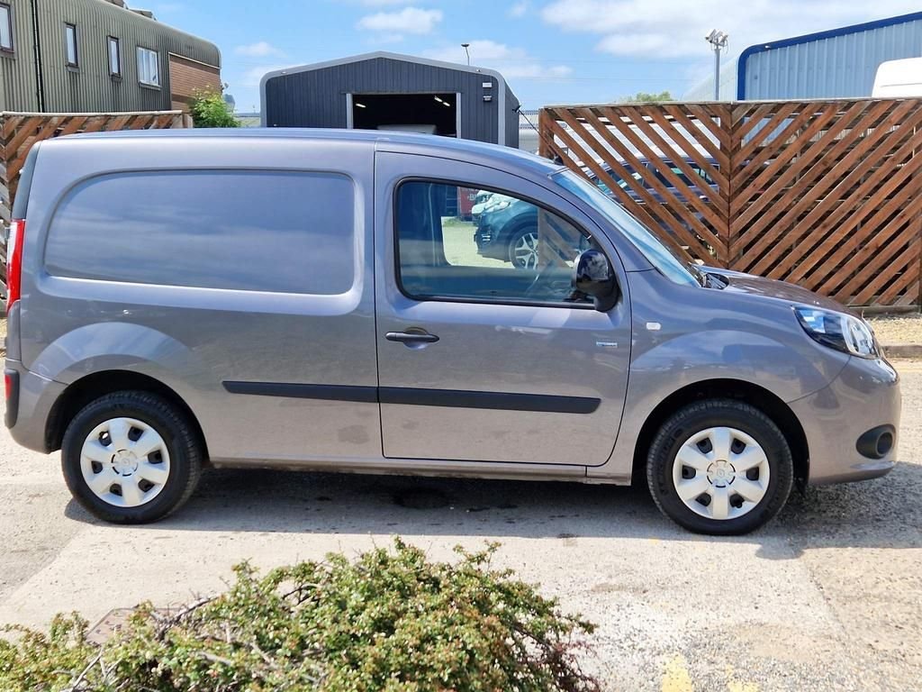 Used Renault Kangoo 2021 for sale - 76558706: Photo 9