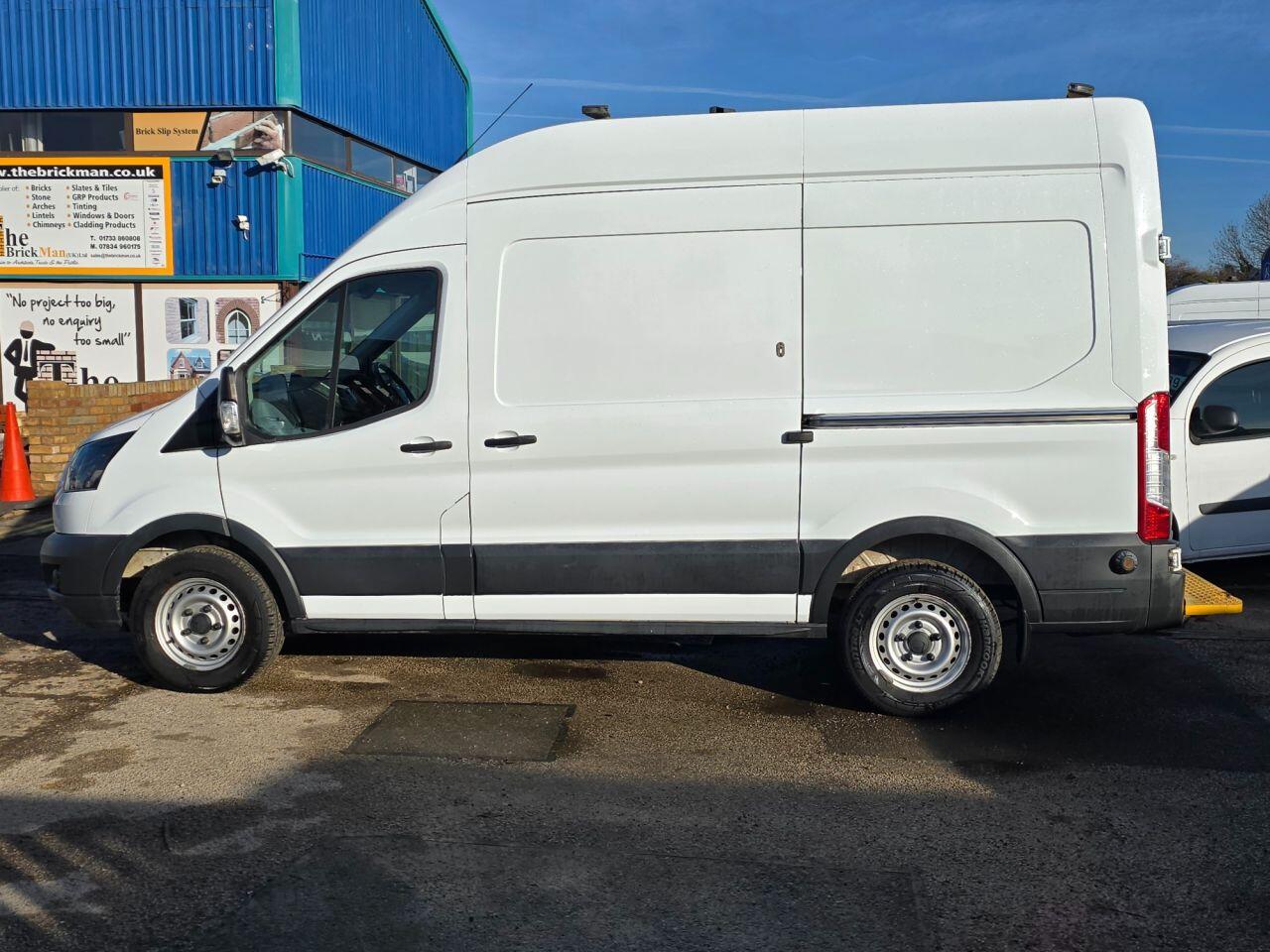 Used Ford Transit 2019 for sale - 76714879: Photo 12