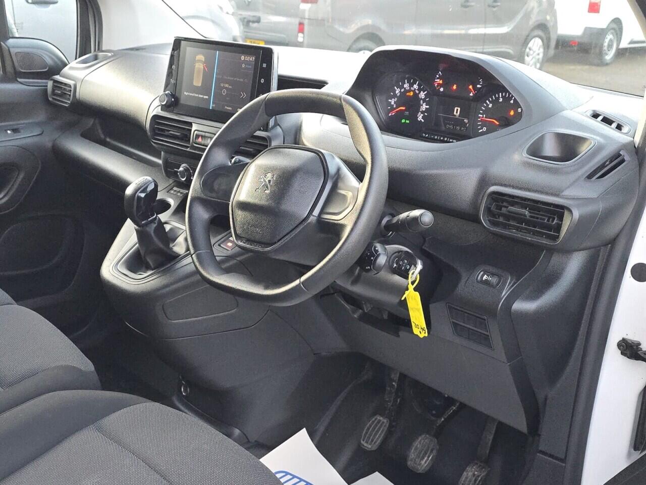 Used Peugeot Partner 2021 for sale - 77131135: Photo 16