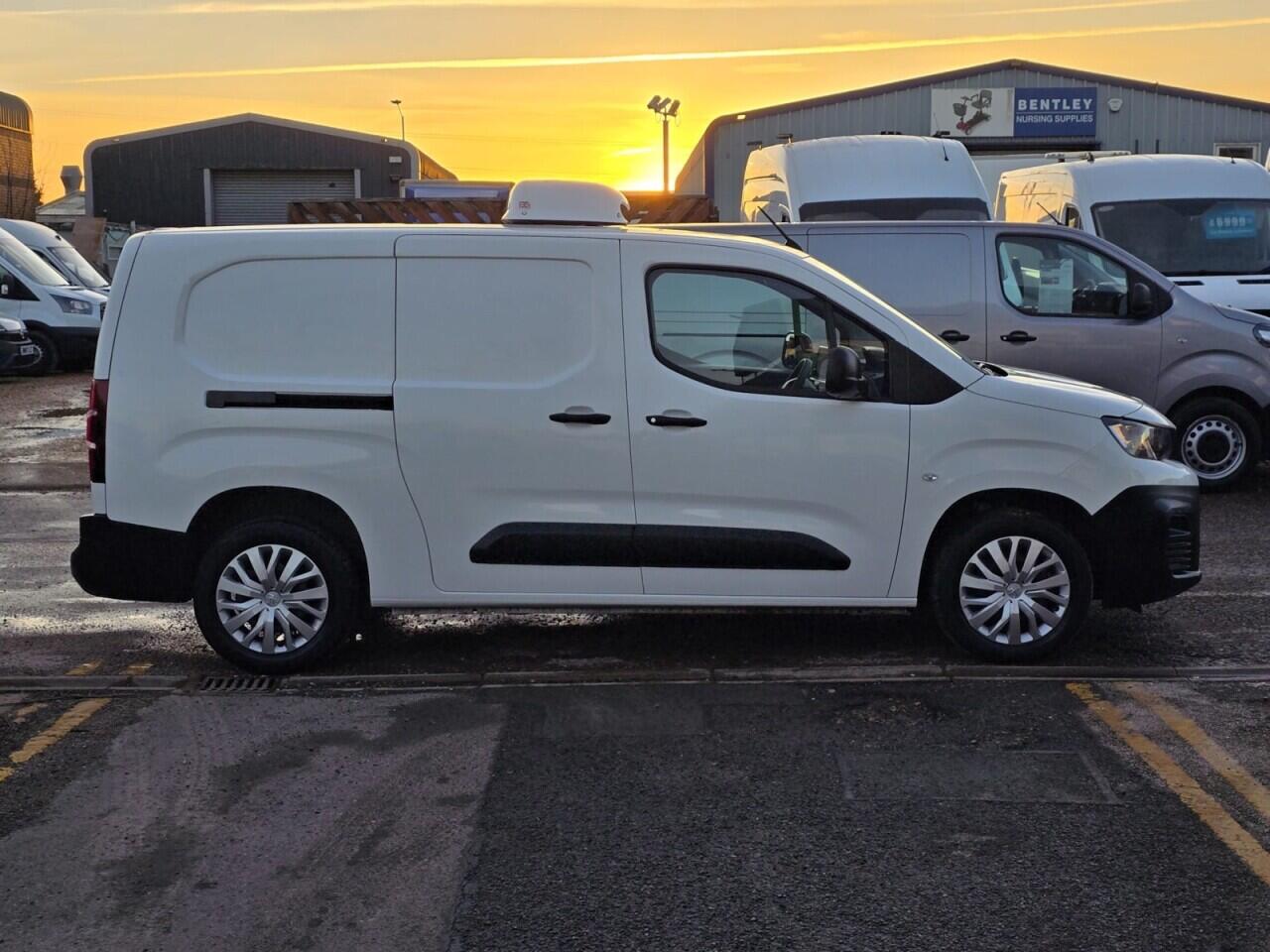 Used Peugeot Partner 2021 for sale - 77131135: Photo 4