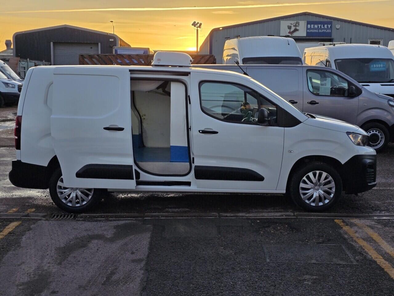 Used Peugeot Partner 2021 for sale - 77131135: Photo 6