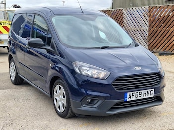 Used Ford Transit Courier 2019 for sale - 76702138: Photo