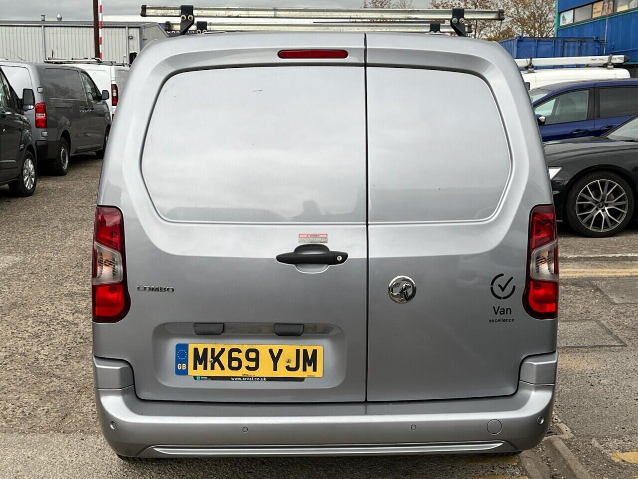 Used Vauxhall Combo 2020 for sale - 78204926: Photo 8
