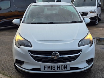 Used Vauxhall Corsa 2018 for sale - 77029291: Photo