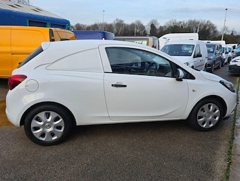 Used Vauxhall Corsa 2018 for sale - 77029291: Photo