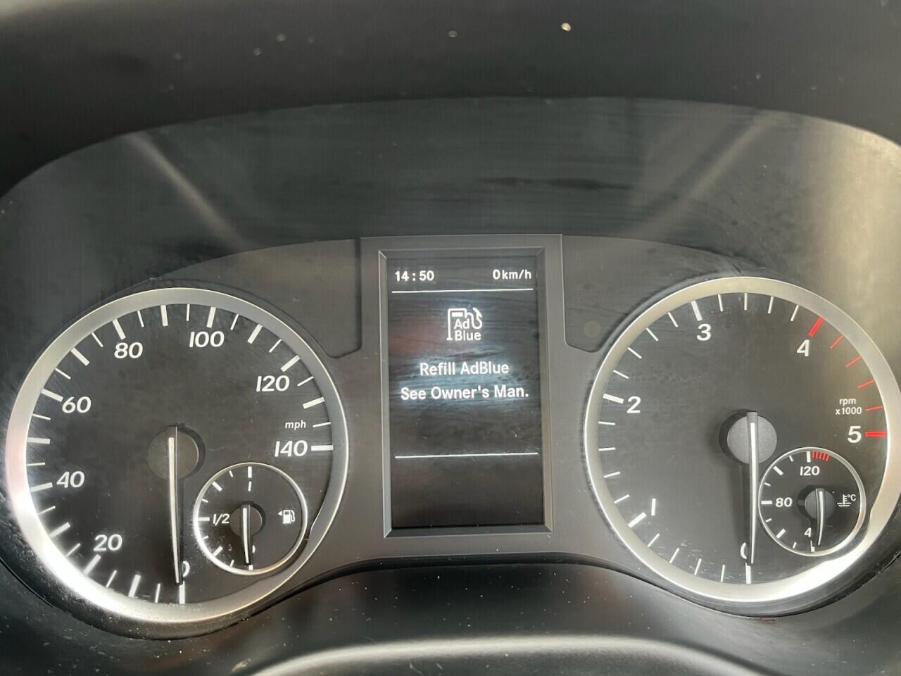 Used Mercedes-Benz Vito 2017 for sale - 77468509: Photo 13