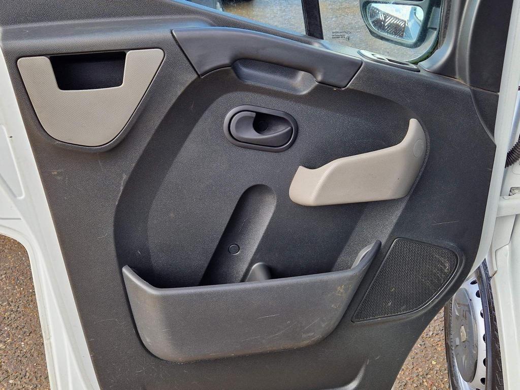 Used Renault Master 2017 for sale - 76702300: Photo 15