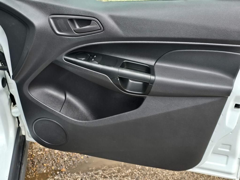 Used Ford Transit Connect 2017 for sale - 76558840: Photo 16