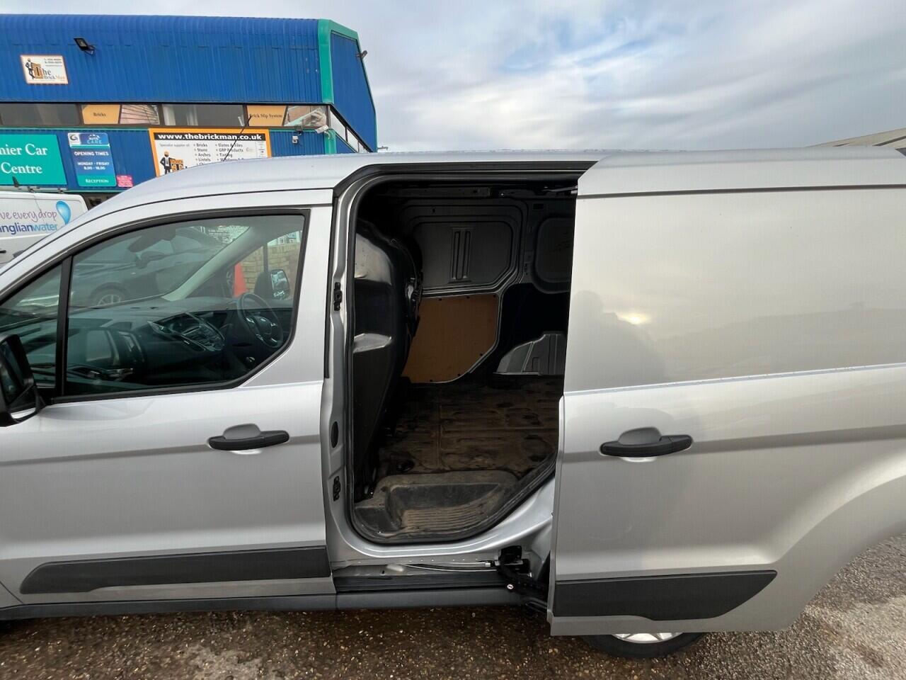 Used Ford Transit Connect 2017 for sale - 77738758: Photo 5