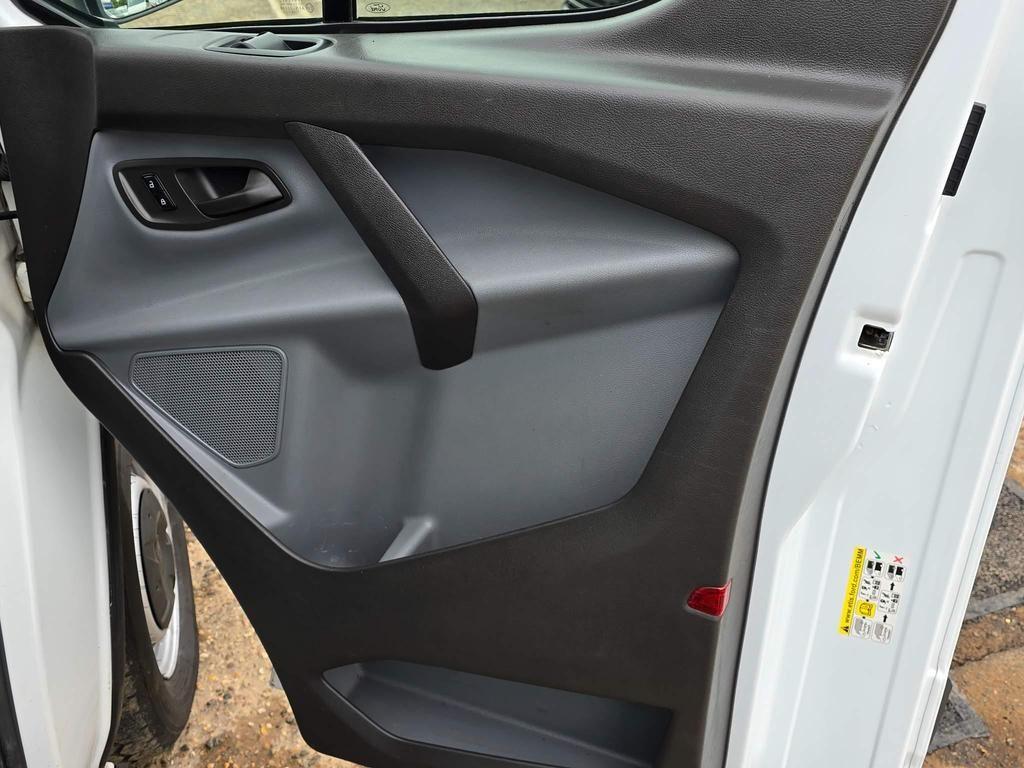 Used Ford Transit Custom for sale - 76702273: Photo 15