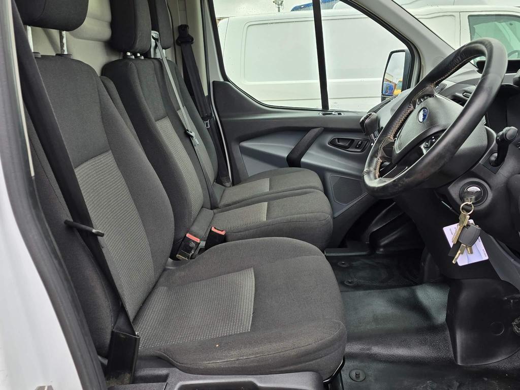 Used Ford Transit Custom for sale - 76702273: Photo 17