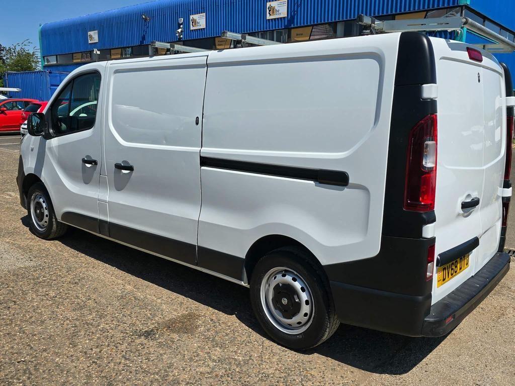 Used Vauxhall Vivaro 2018 for sale - 76993959: Photo 11
