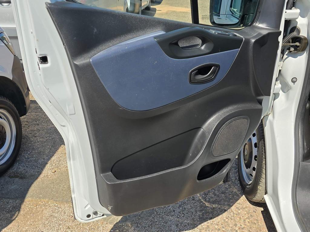 Used Vauxhall Vivaro 2018 for sale - 76993959: Photo 13