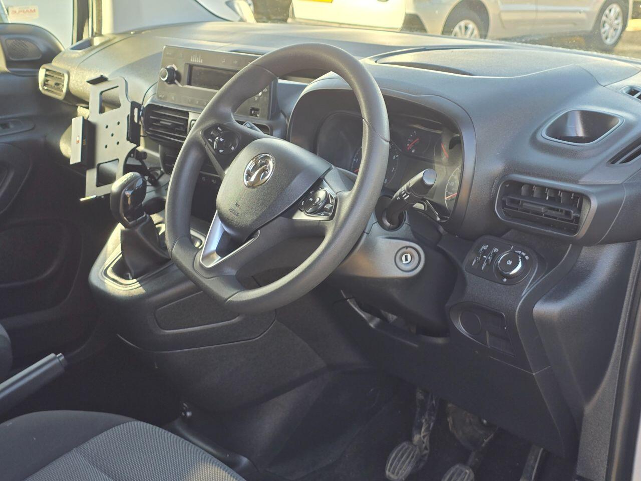 Used Vauxhall Combo 2019 for sale - 76702458: Photo 16