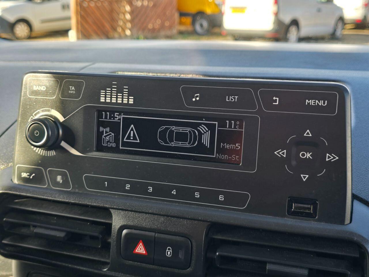 Used Vauxhall Combo 2019 for sale - 76702458: Photo 25