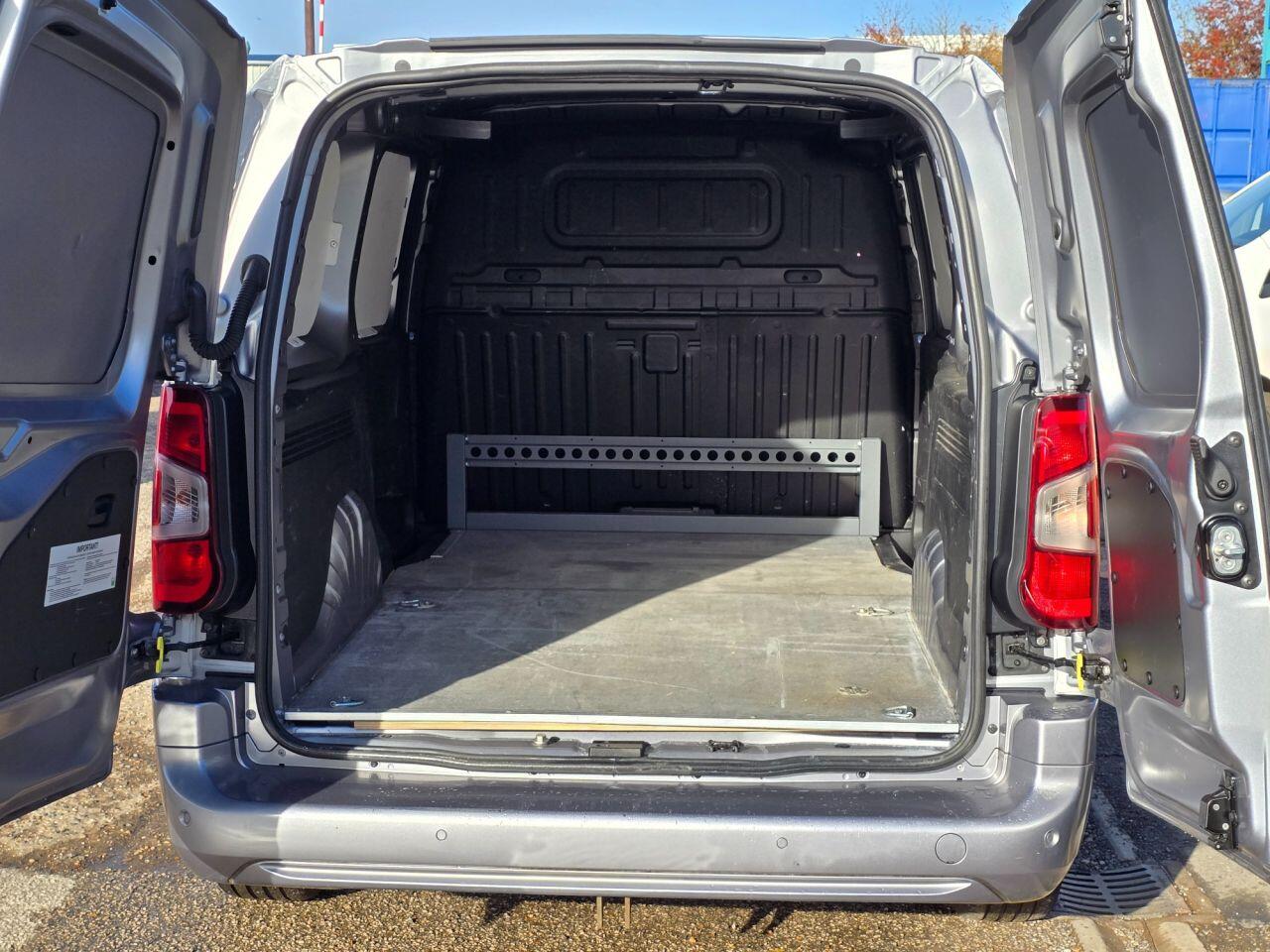 Used Vauxhall Combo 2019 for sale - 76702458: Photo 7