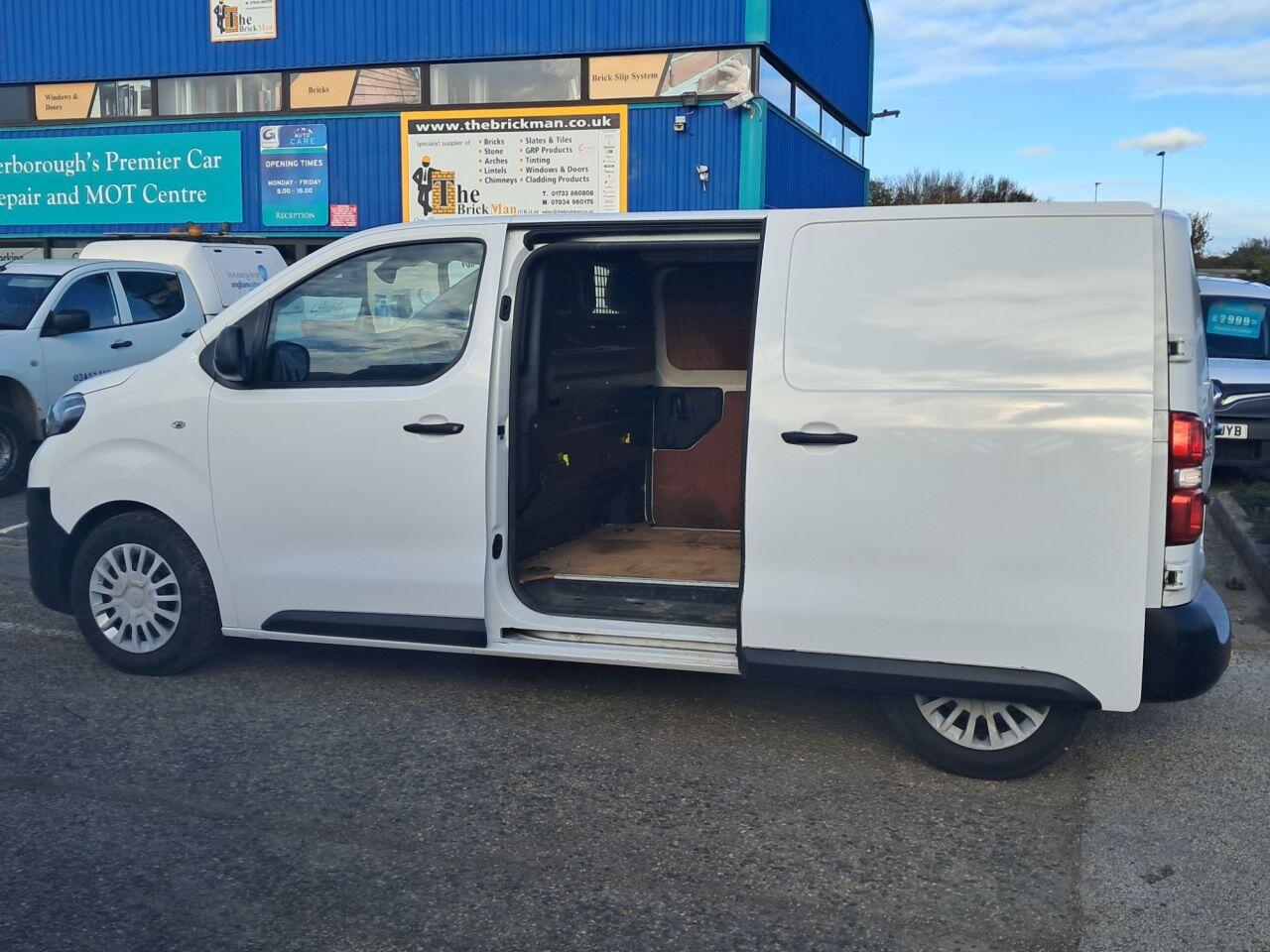 Used Toyota ProAce 2019 for sale - 76701172: Photo 11