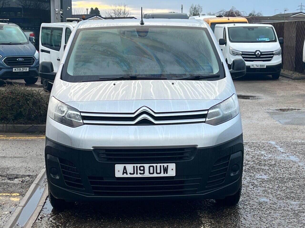Used Citroen Dispatch 2019 for sale - 77497099: Photo 2