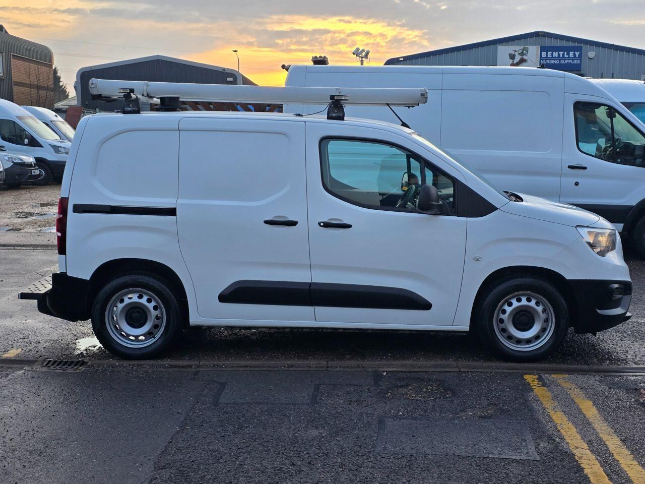Used Vauxhall Combo 2019 for sale - 77029297: Photo 4