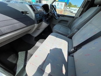 Used Volkswagen Transporter 2014 for sale - 79348538: Photo