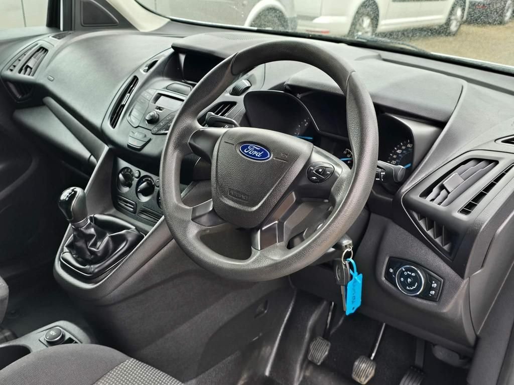Used Ford Transit Connect 2017 for sale - 76558830: Photo 17