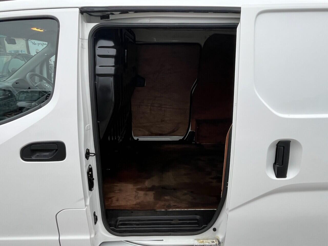 Used Nissan NV200 for sale - 77564827: Photo 6