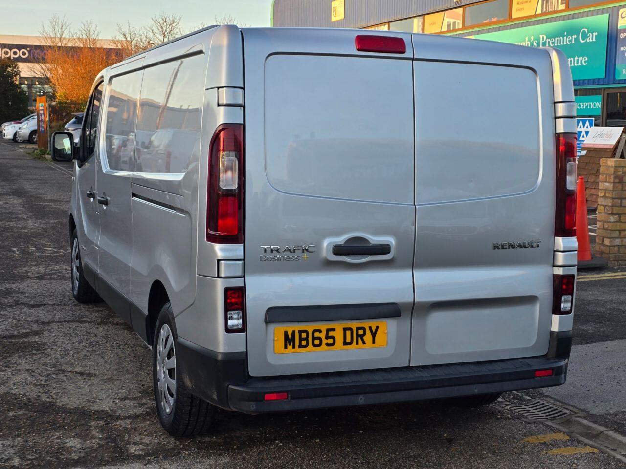 Used Renault Trafic 2015 for sale - 77081705: Photo 7