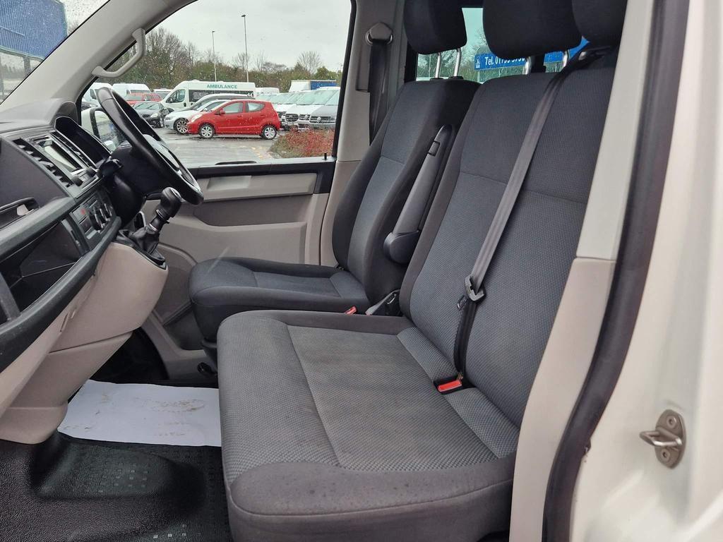 Used Volkswagen Transporter 2017 for sale - 76701209: Photo 20