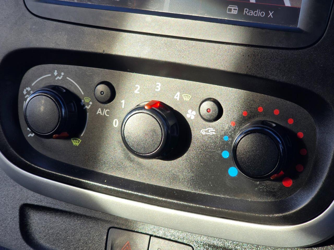 Used Renault Trafic 2016 for sale - 76714389: Photo 28