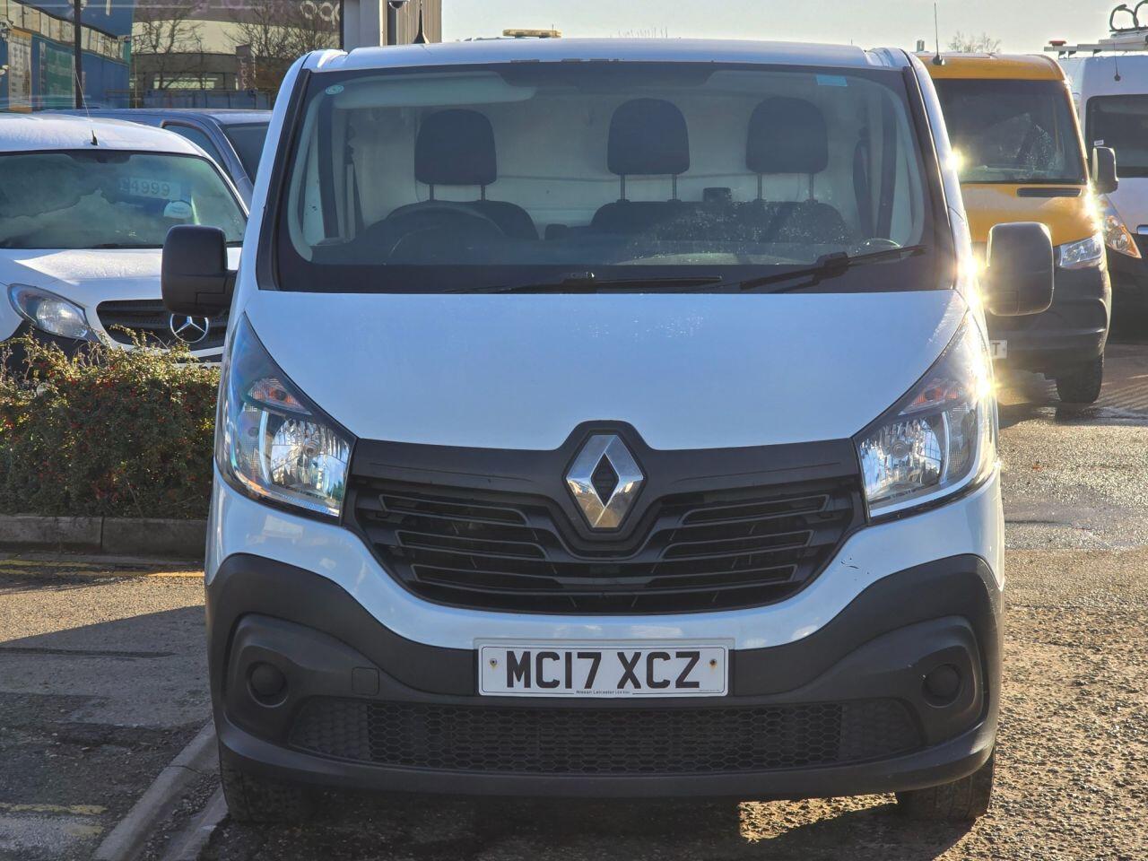 Used Renault Trafic 2017 for sale - 76715237: Photo 2