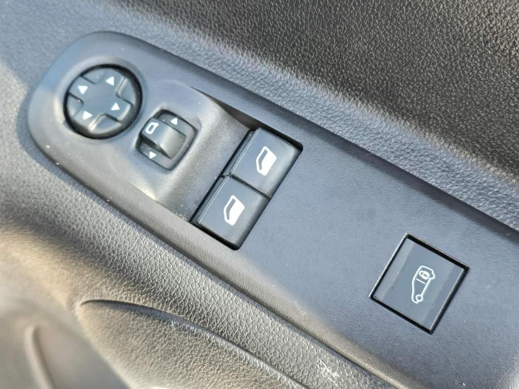 Used Peugeot Partner 2019 for sale - 76558844: Photo 17