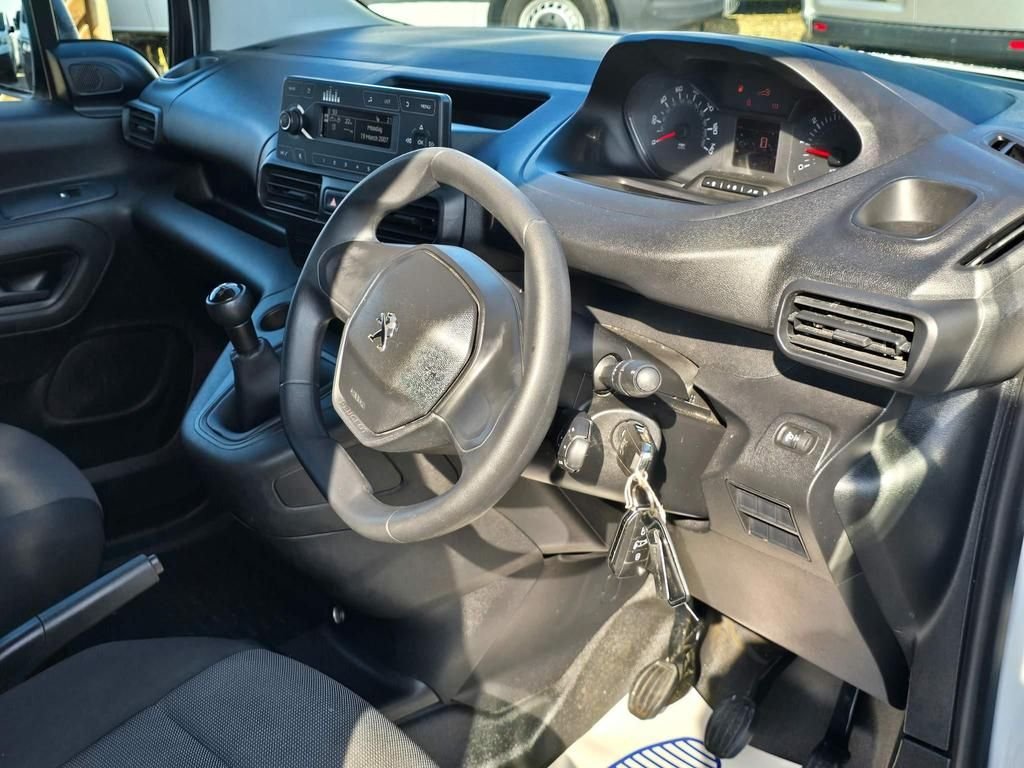 Used Peugeot Partner 2019 for sale - 76558844: Photo 18