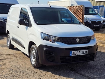 Used Peugeot Partner 2019 for sale - 76558844: Photo