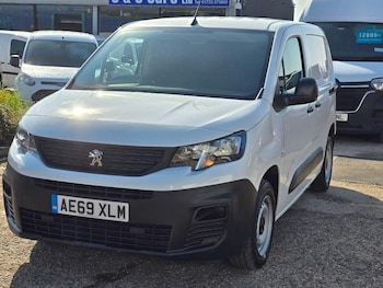 Used Peugeot Partner 2019 for sale - 76558844: Photo