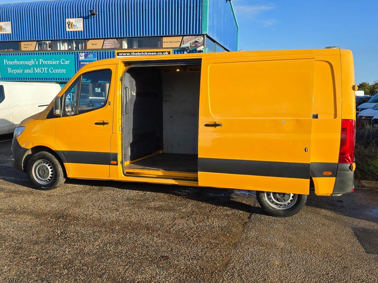 Used Mercedes-Benz Sprinter 2019 for sale - 76898595: Photo 10