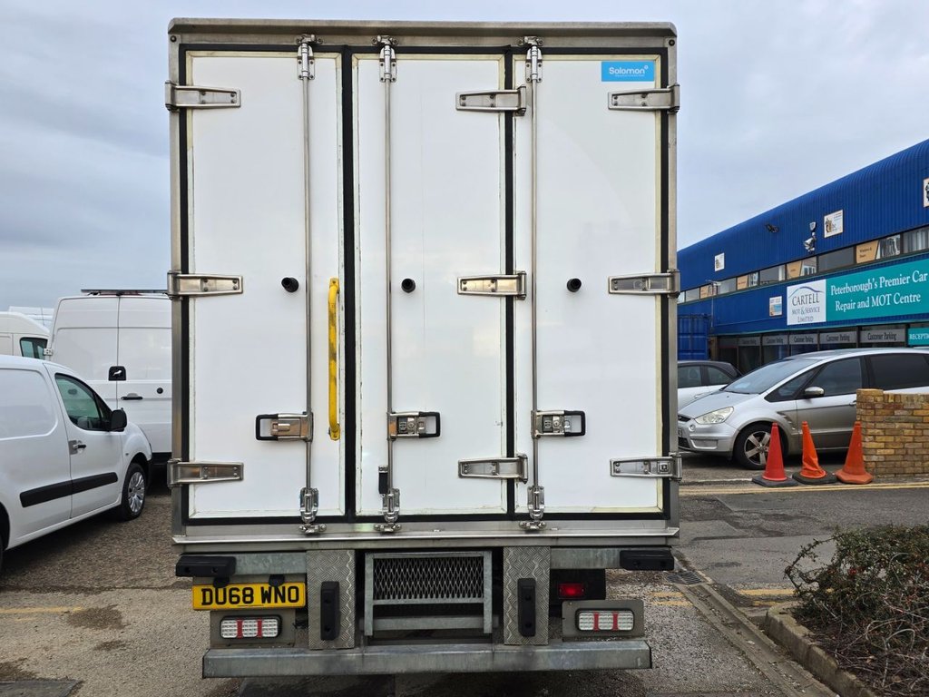 Used Isuzu Forward 2018 for sale - 76558749: Photo 9