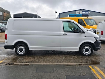 Used Volkswagen Transporter 2018 for sale - 78319388: Photo