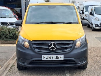 Used Mercedes-Benz Vito 2017 for sale - 76702474: Photo