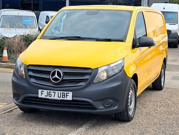 Used Mercedes-Benz Vito 2017 for sale - 76702474: Photo